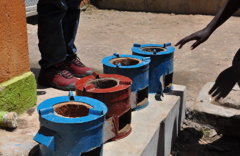 Promoting use of energy saving stoves 